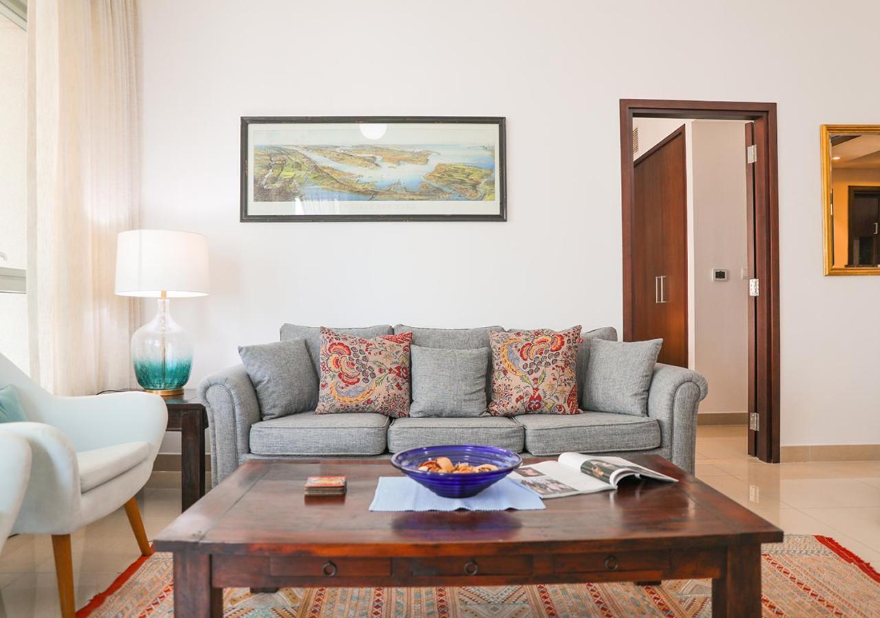 Nasma Luxury Stays - Fancy Apartment With Balcony Near Burj Khalifa Dubai Exterior foto